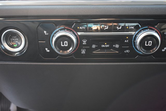 Used 2024 GMC Sierra 1500 SLE RWD image 27