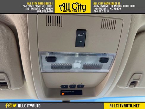 Used 2011 GMC Yukon SLT w/ SLT-2 Equipment Package image 24