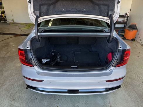 Certified 2025 Volvo S60 T8 Plus image 22