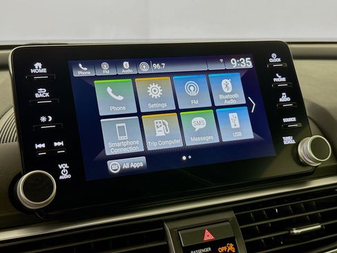 Used 2019 Honda Accord Sport image 16