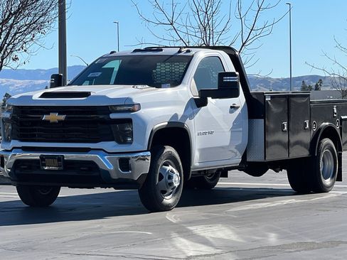 New 2025 Chevrolet Silverado 3500 W/T w/ WT Convenience Package image 8