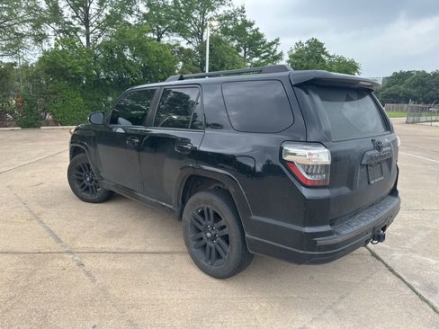 Used 2020 Toyota 4Runner Nightshade AWD/4WD image 5