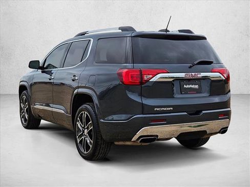 Used 2019 GMC Acadia Denali w/ Technology Package FWD image 8
