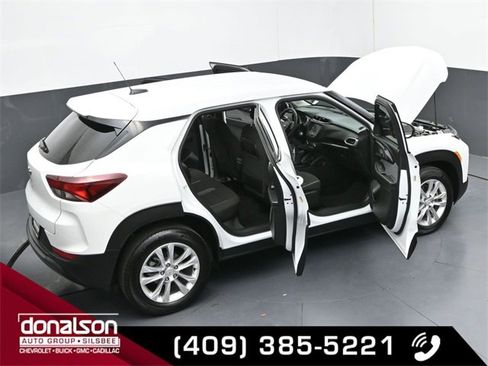 Used 2023 Chevrolet TrailBlazer LS image 25