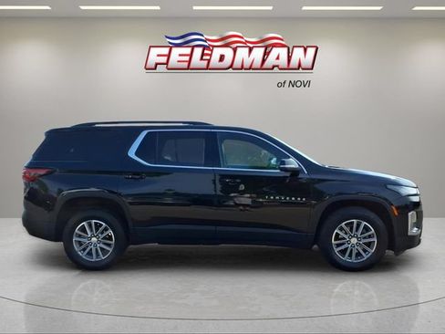 Used 2023 Chevrolet Traverse LT FWD image 7