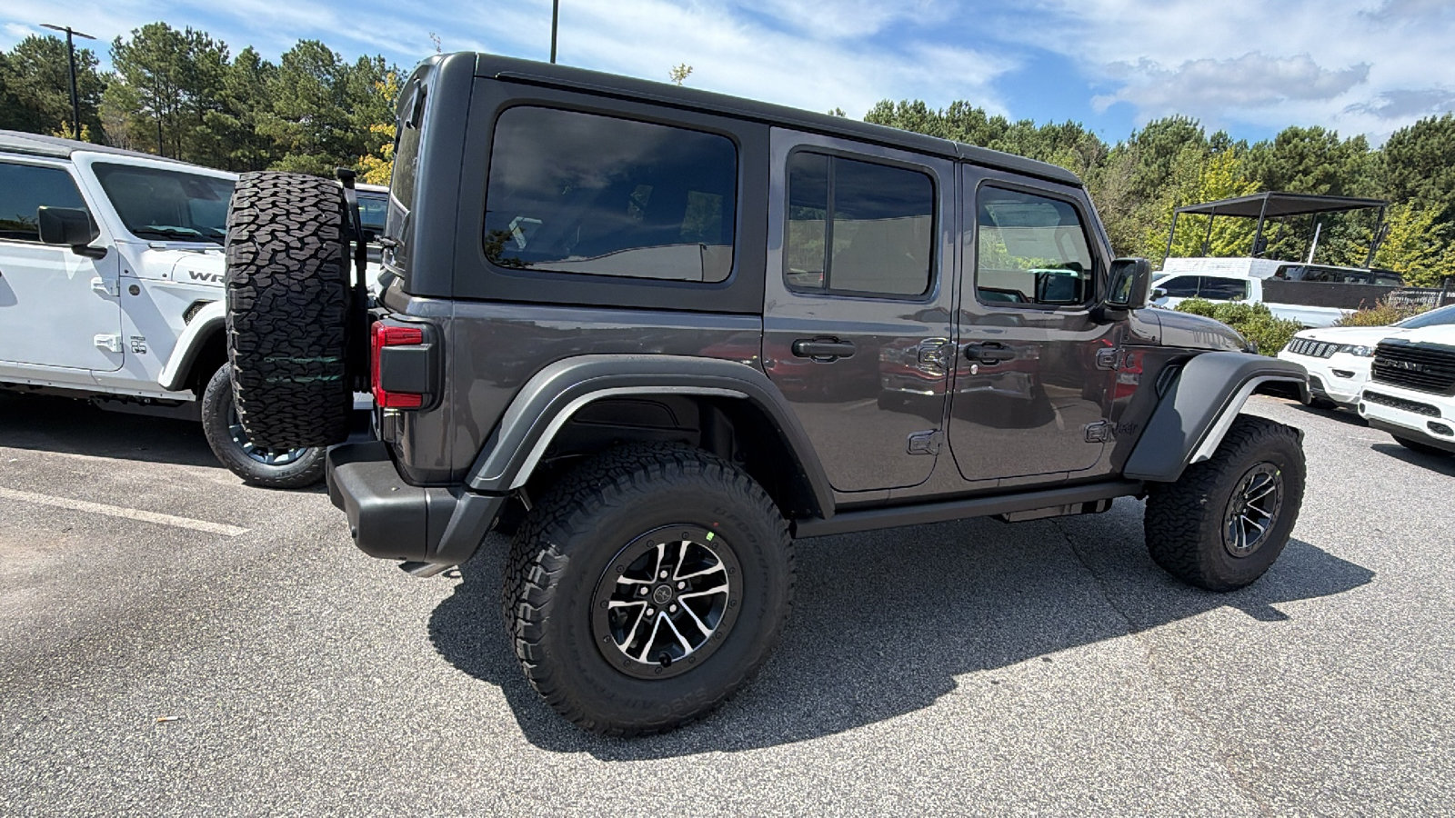 New 2027 Jeep Wrangler Unlimited Rubicon 392 AWD/4WD image 8