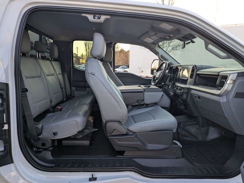 New 2026 Ford F550 4x4 Supercab Super Duty image 33