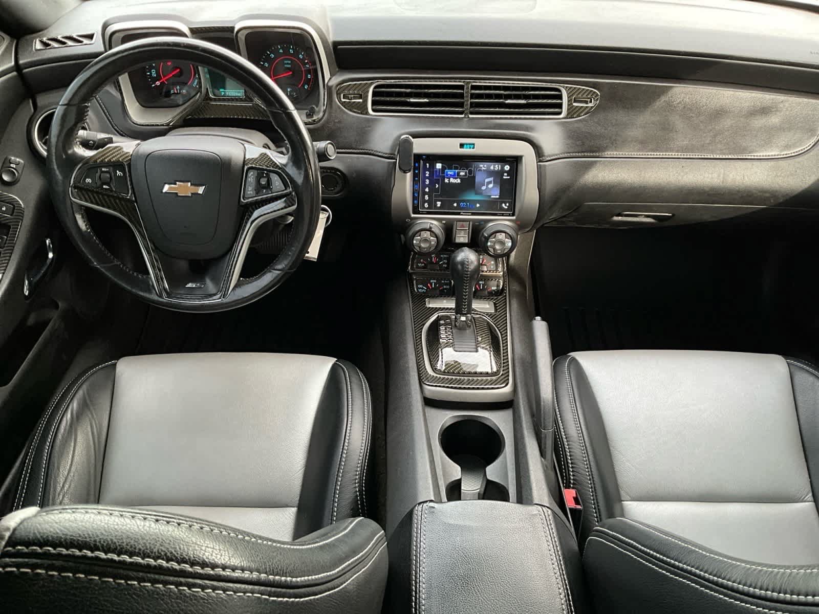 Used 2012 Chevrolet Camaro SS RWD image 20