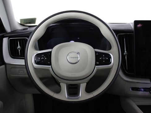 Used 2026 Volvo XC60 B5 Ultra w/ Protection Package Premier AWD/4WD image 8