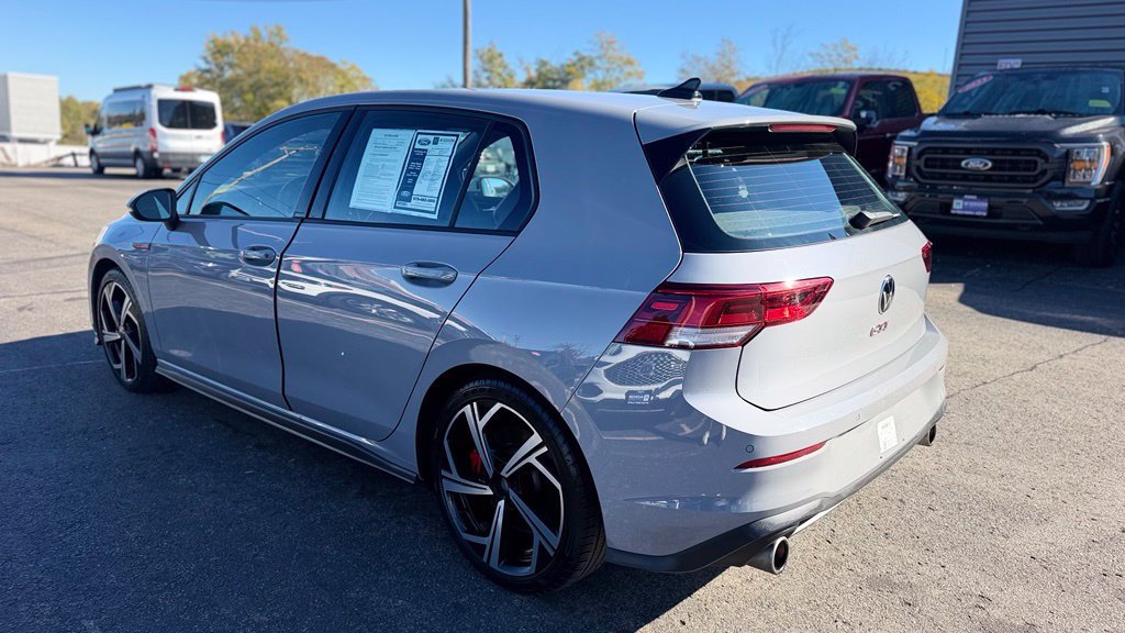 Used 2024 Volkswagen GTI SE FWD image 5