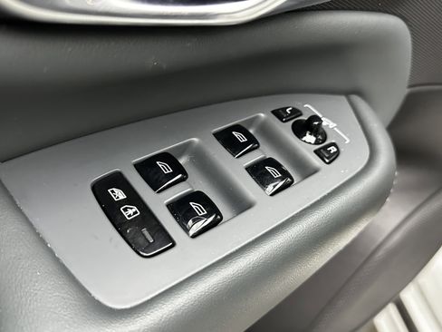 Used 2022 Volvo XC90 T6 Inscription w/ Advanced Package image 13