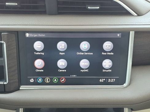 Used 2021 GMC Yukon Denali w/ Denali Premium Package image 40