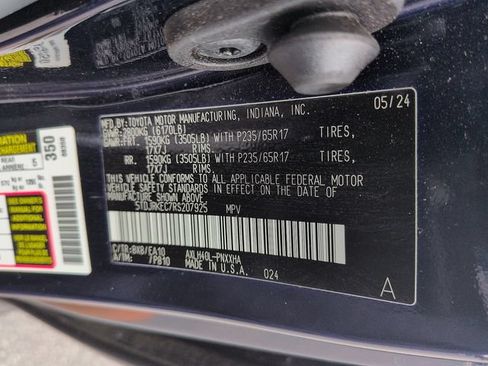 Certified 2024 Toyota Sienna XLE w/ XLE Plus Package FWD image 15