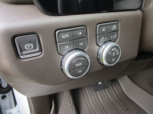 New 2026 GMC Sierra 1500 SLT w/ SLT Premium Plus Package image 39