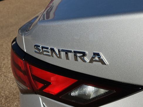 Used 2022 Nissan Sentra S w/ Trunk Package image 8