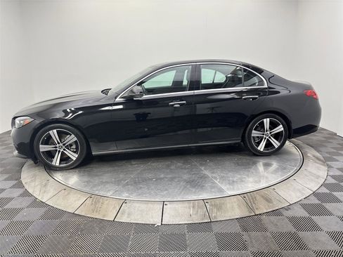 Used 2022 Mercedes-Benz C 300 4MATIC Sedan image 16