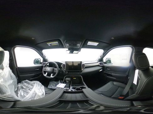 New 2026 Toyota Tundra Limited AWD/4WD image 33