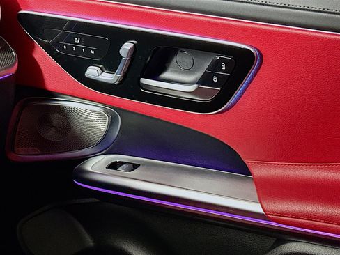 Used 2024 Mercedes-Benz CLE 300 4MATIC Coupe image 15