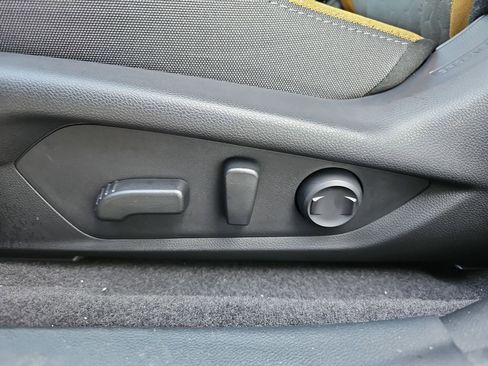 Certified 2025 Subaru Crosstrek 2.5i Sport w/ Popular Package #4A image 33