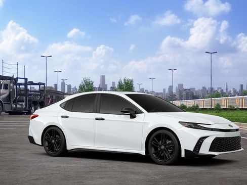 New 2026 Toyota Camry Hybrid AWD/4WD image 16