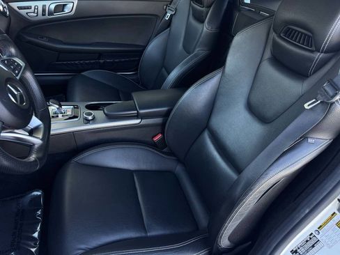 Used 2019 Mercedes-Benz SLC 300 Roadster image 21