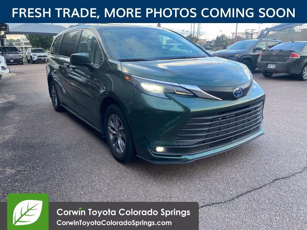 Used 2025 Toyota Sienna XLE AWD/4WD 360° Tour