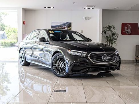 Used 2025 Mercedes-Benz E 450 4MATIC Sedan w/ Winter Package image 5