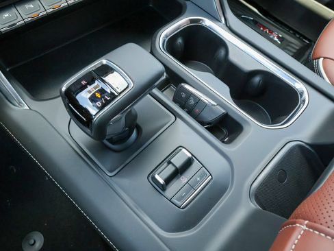 New 2026 GMC Sierra 1500 Denali Ultimate AWD/4WD image 25