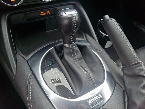 Used 2024 MAZDA MX-5 Miata Grand Touring w/ Weather Package RWD image 19