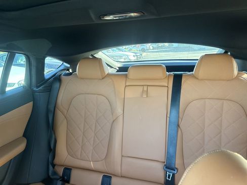 Used 2023 BMW X6 xDrive40i w/ Climate Comfort Package image 16