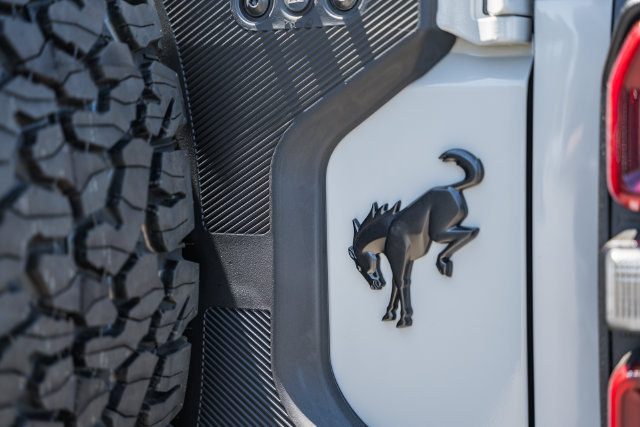 New 2026 Ford Bronco Raptor w/ Interior Carbon Fiber Pack AWD/4WD image 10