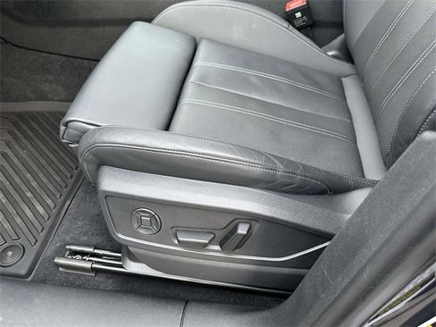 Certified 2025 Audi Q5 Premium Plus w/ Premium Plus image 22