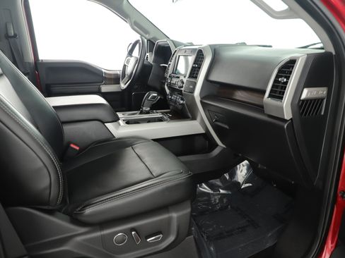 Used 2017 Ford F150 Lariat image 14