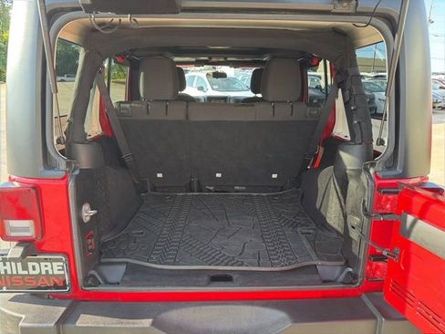 Used 2017 Jeep Wrangler Unlimited Sport image 12