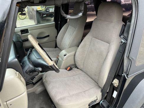 Used 2003 Jeep Wrangler Sport image 21