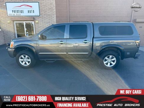 Used 2009 Nissan Titan LE w/ LE Max Utility Pkg image 2