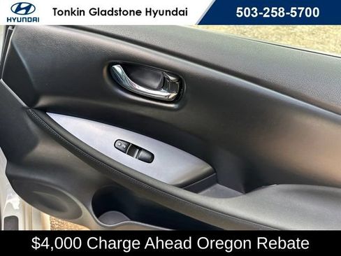 Used 2025 Nissan Leaf S FWD image 19