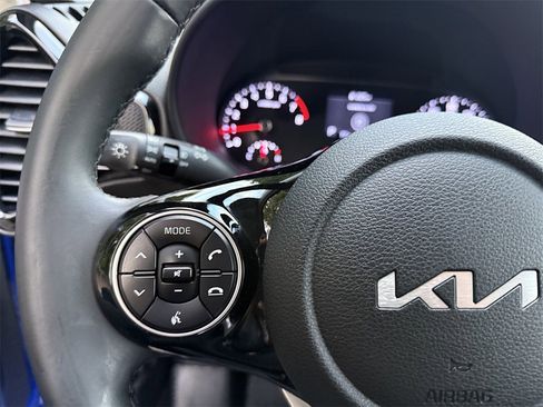 Used 2022 Kia Soul GT-Line image 24