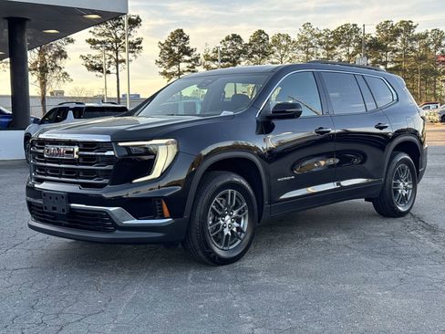 Used 2025 GMC Acadia Elevation image 5