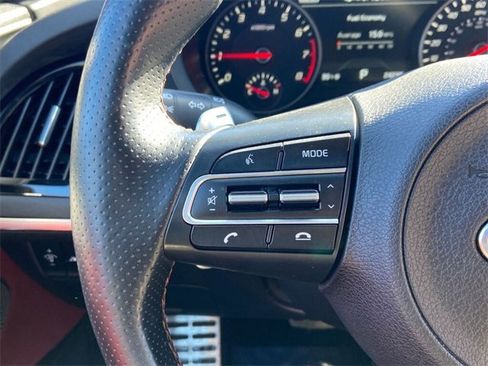 Used 2021 Kia Stinger GT1 image 17