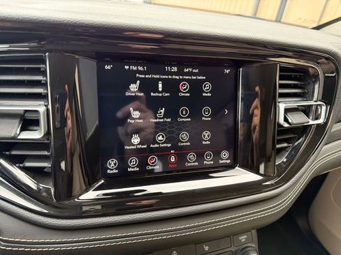 Used 2021 Dodge Durango SXT image 29