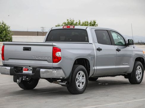Used 2017 Toyota Tundra SR5 w/ SR5 Upgrade Package RWD image 5