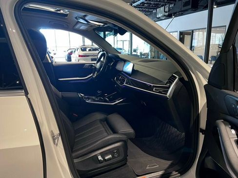 Used 2021 BMW X7 xDrive40i AWD/4WD image 26