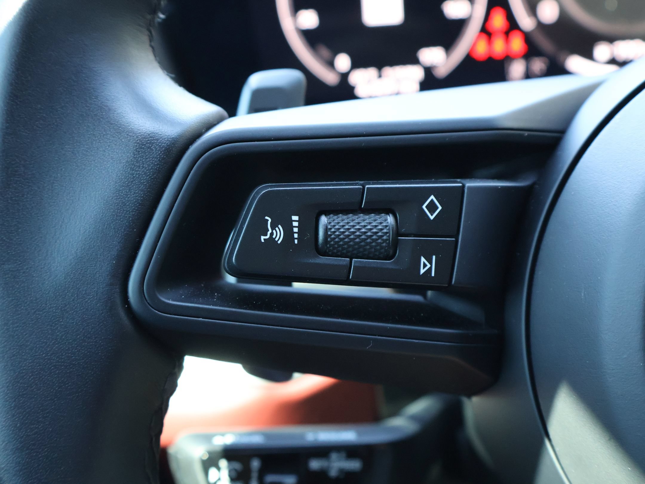 Certified 2026 Porsche Cayenne Coupe AWD/4WD image 18