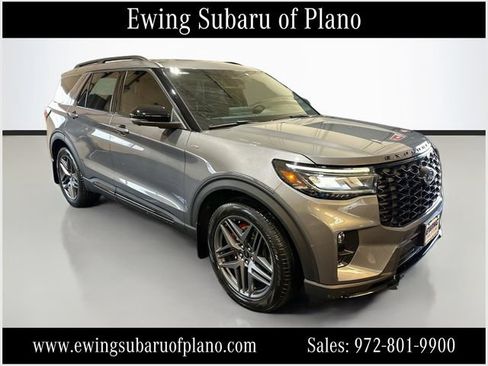 Used 2025 Ford Explorer ST-Line w/ Premium Package RWD image 1