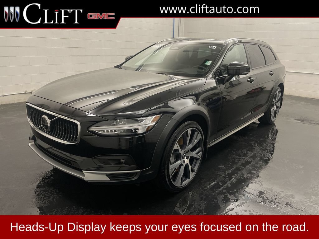 Used 2023 Volvo V90 B6 Cross Country Ultimate AWD/4WD image 1