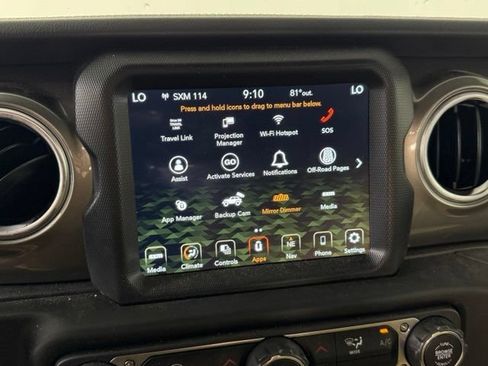 Used 2022 Jeep Wrangler Unlimited Sahara w/ LED Lighting Group AWD/4WD image 34