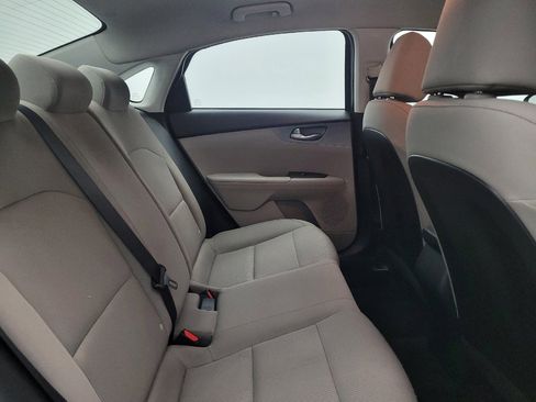 Used 2020 Kia Forte LXS image 19