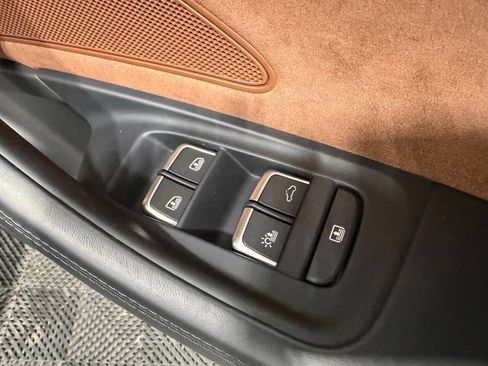 Used 2017 Audi A8 L 4.0T w/ Driver Assistance Package image 25