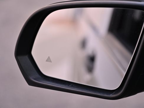 Used 2018 Mercedes-Benz Metris Passenger image 22